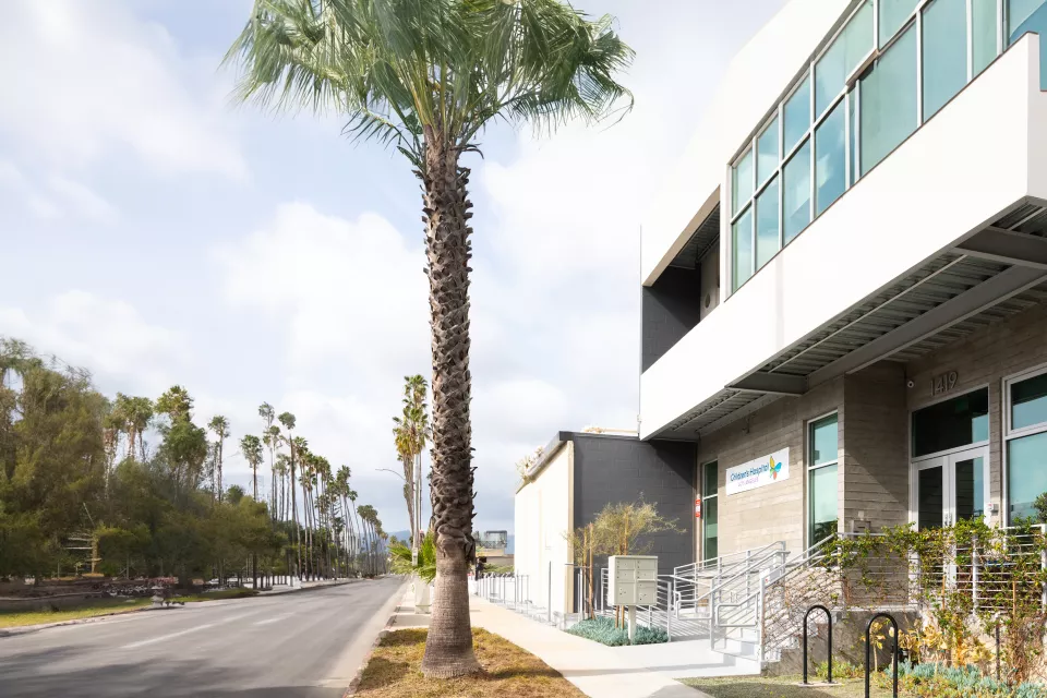 Image of the front entrance to the Santa Monica Specialty Care Center.