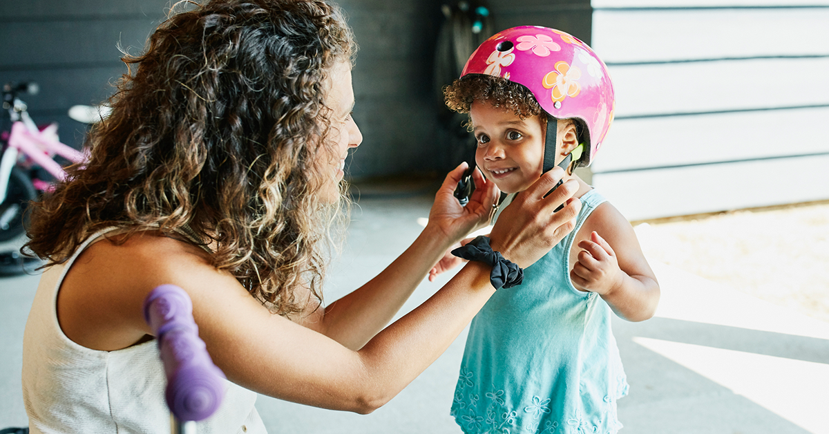 Tips On Bike Helmets And Fittings Around St Louis Stlparent Com